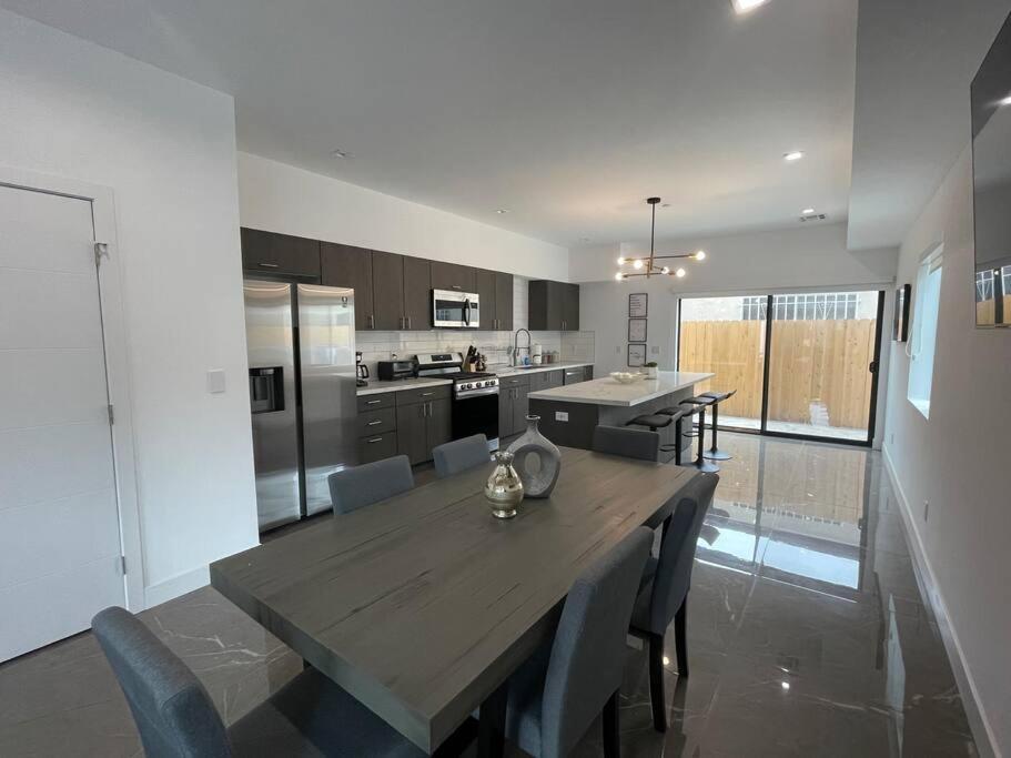 Delightful Town Home Close To Dtla Los Angeles Bagian luar foto